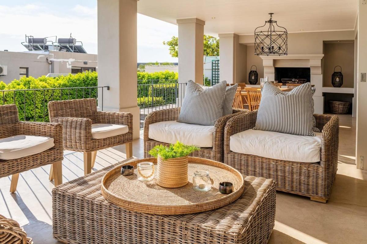 Lush Family Home In Prestigious Area Cape Town Exterior photo