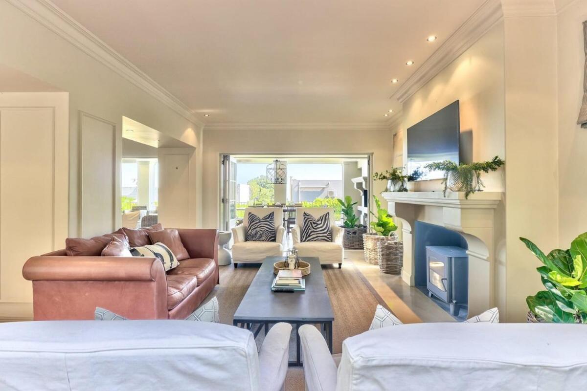 Lush Family Home In Prestigious Area Cape Town Exterior photo