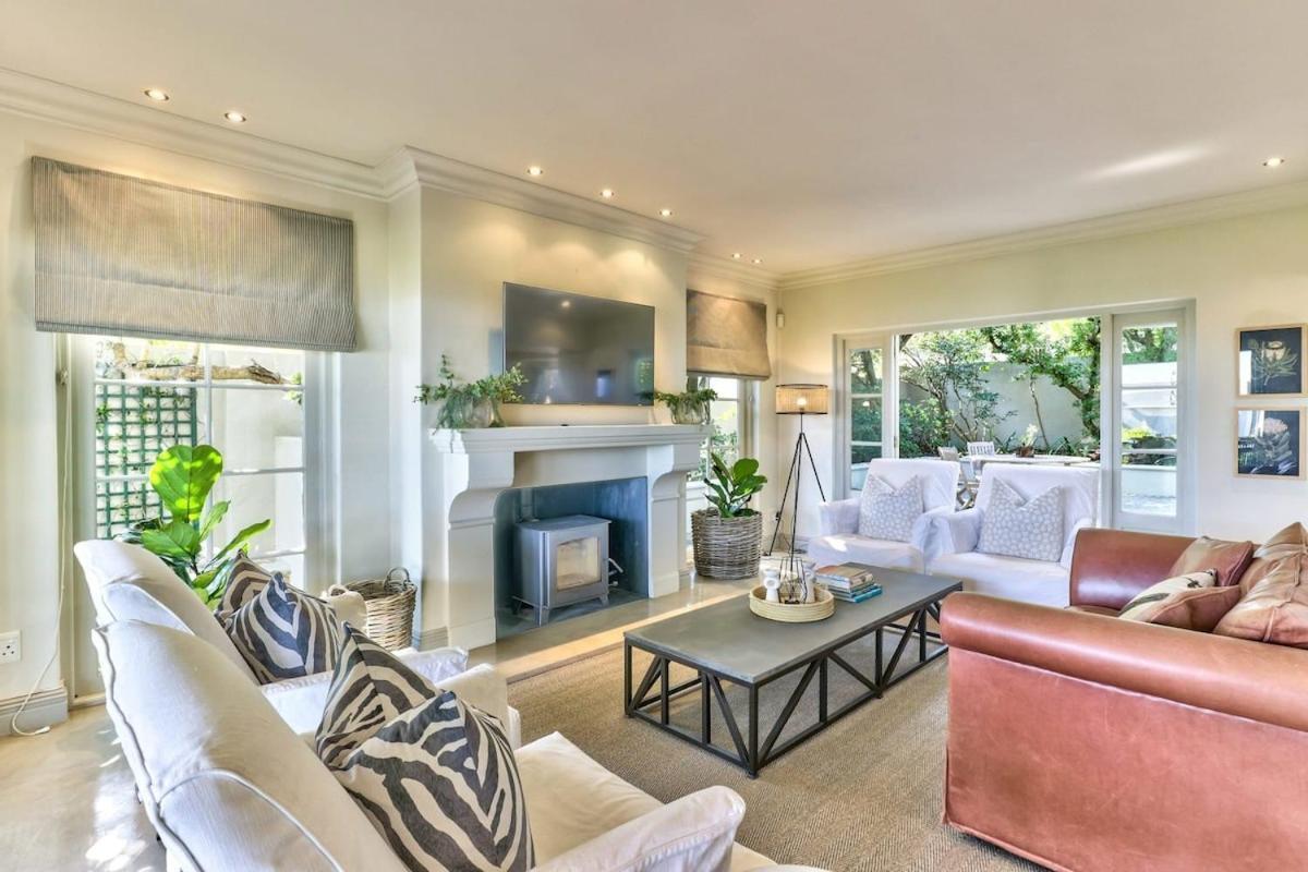 Lush Family Home In Prestigious Area Cape Town Exterior photo